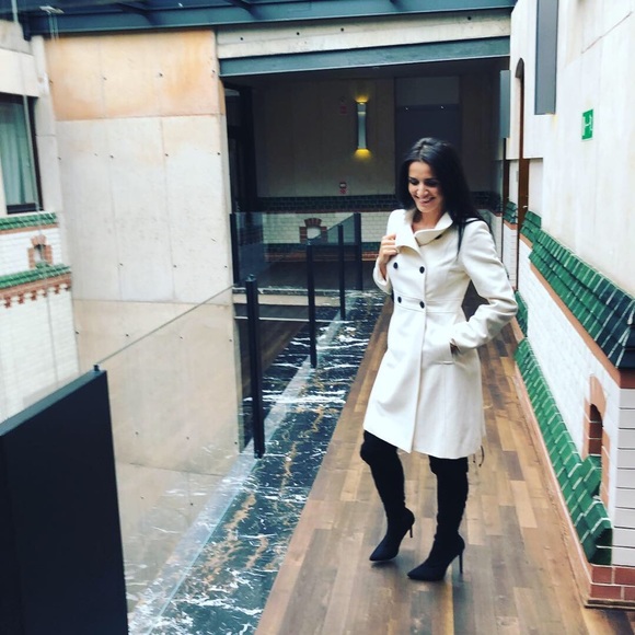 Meet your Posher, Anna - Picture 6 of 8